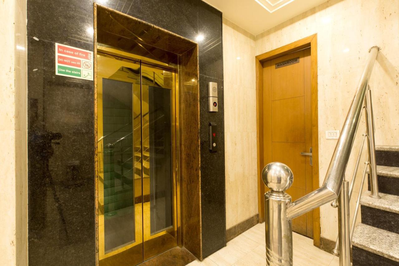 Hotel Viva Palace Ню Делхи Екстериор снимка