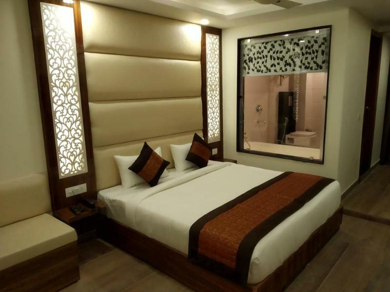 Hotel Viva Palace Ню Делхи Екстериор снимка